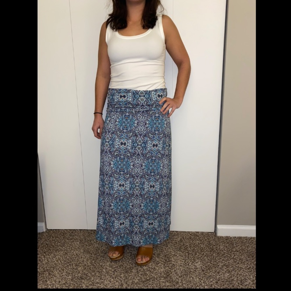 Artisan NY Blue Paisley Maxi Skirt